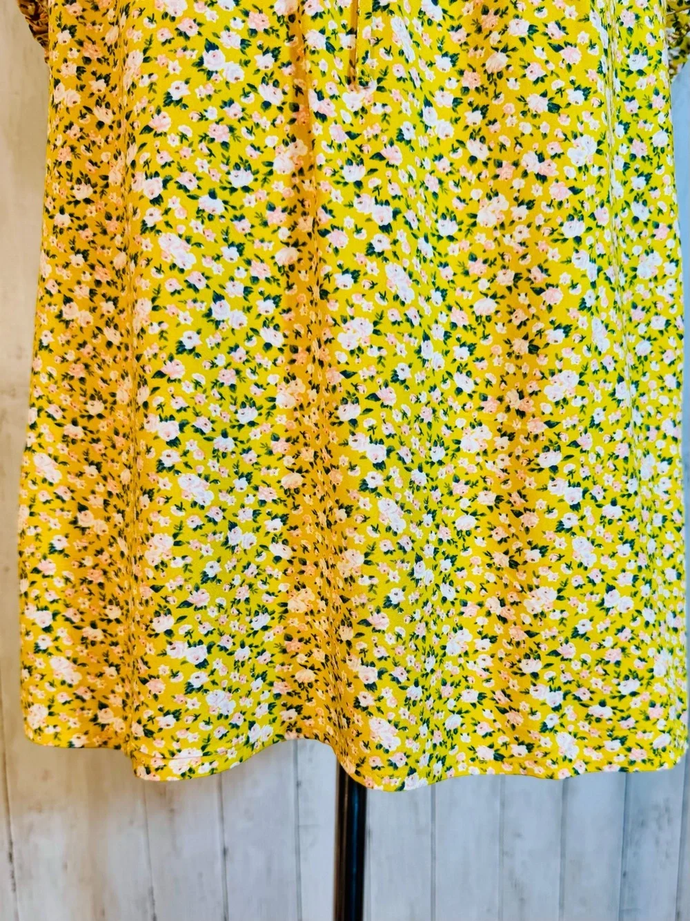🌼 Old Navy Floral Peasant Blouse | Yellow Ditsy Floral Top | Size Small